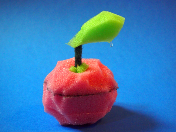 Apfel aus Schwamm