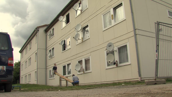 Ruhe auf der Flucht.Standbild002