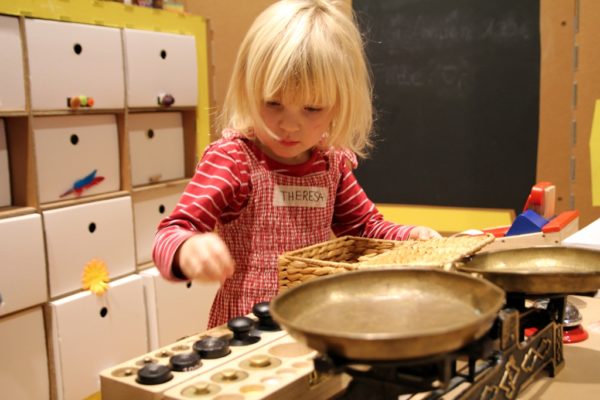 Ausstellung Kuh im Kühlschrank